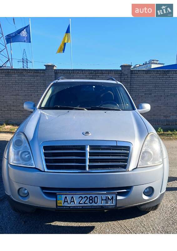 Внедорожник / Кроссовер SsangYong Rexton 2008 в Киеве