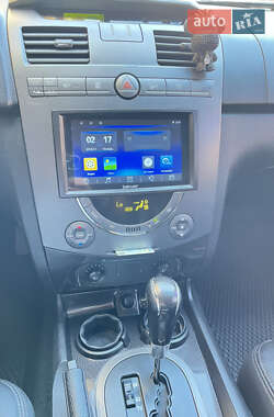 Внедорожник / Кроссовер SsangYong Rexton 2011 в 