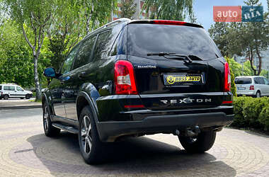 Позашляховик / Кросовер SsangYong Rexton 2015 в 