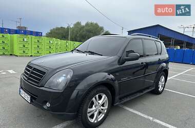 Позашляховик / Кросовер SsangYong Rexton 2011 в 