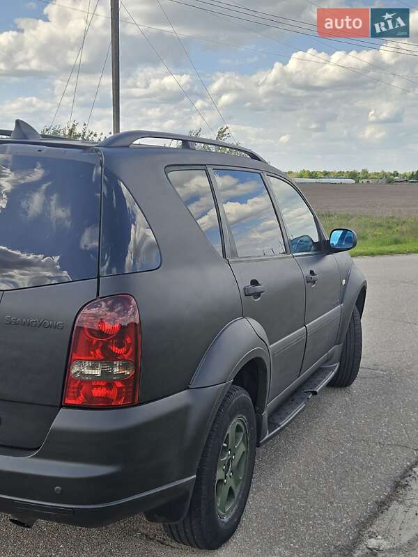 Внедорожник / Кроссовер SsangYong Rexton 2008 в Киеве фото 5 Внедорожник / Кроссовер SsangYong Rexton 2008 в Киеве