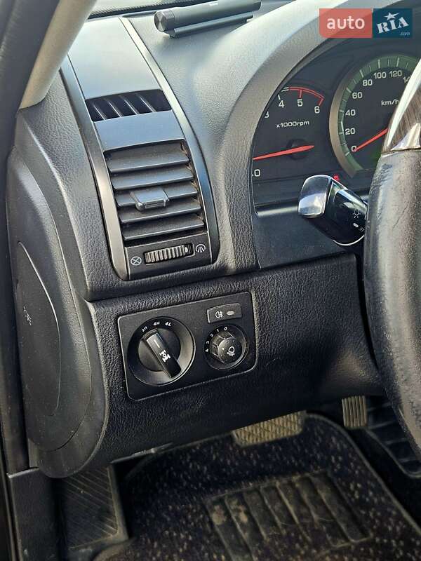 Внедорожник / Кроссовер SsangYong Rexton 2008 в Киеве фото 9 Внедорожник / Кроссовер SsangYong Rexton 2008 в Киеве