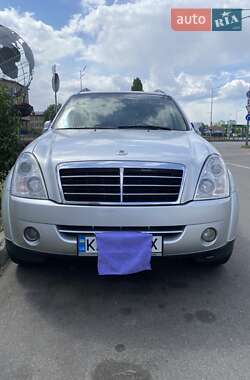 Внедорожник / Кроссовер SsangYong Rexton 2011 в Киеве