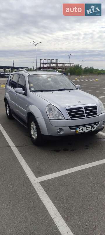 Внедорожник / Кроссовер SsangYong Rexton 2009 в Киеве фото 4 Внедорожник / Кроссовер SsangYong Rexton 2009 в Киеве