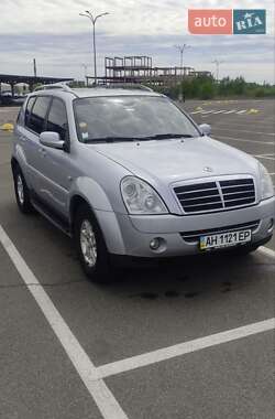 Внедорожник / Кроссовер SsangYong Rexton 2009 в 