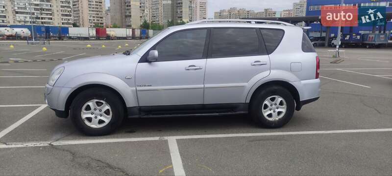 Внедорожник / Кроссовер SsangYong Rexton 2009 в Киеве фото 2 Внедорожник / Кроссовер SsangYong Rexton 2009 в Киеве