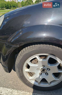Внедорожник / Кроссовер SsangYong Rexton 2006 в 