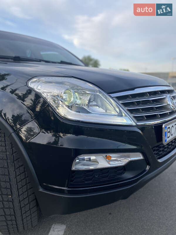 Внедорожник / Кроссовер SsangYong Rexton 2012 в Киеве