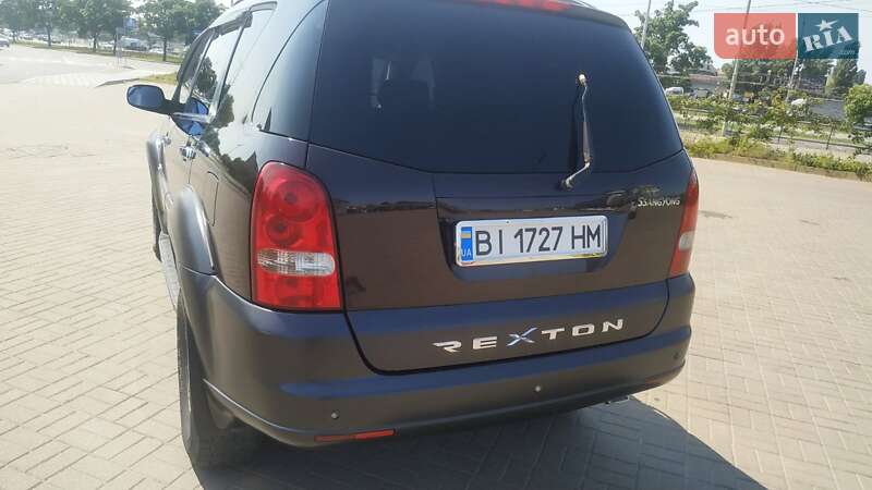 Внедорожник / Кроссовер SsangYong Rexton 2007 в Киеве