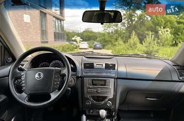 Позашляховик / Кросовер SsangYong Rexton 2014 в 