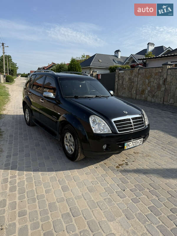 Внедорожник / Кроссовер SsangYong Rexton 2009 в Львове