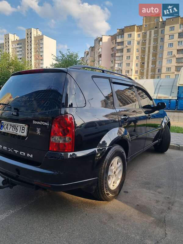 Позашляховик / Кросовер SsangYong Rexton 2007 в Києві