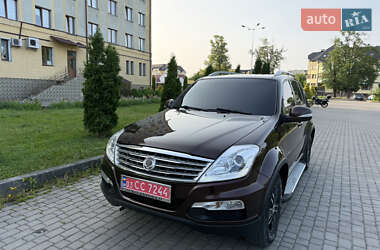 Внедорожник / Кроссовер SsangYong Rexton 2013 в 