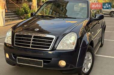 Внедорожник / Кроссовер SsangYong Rexton 2009 в 