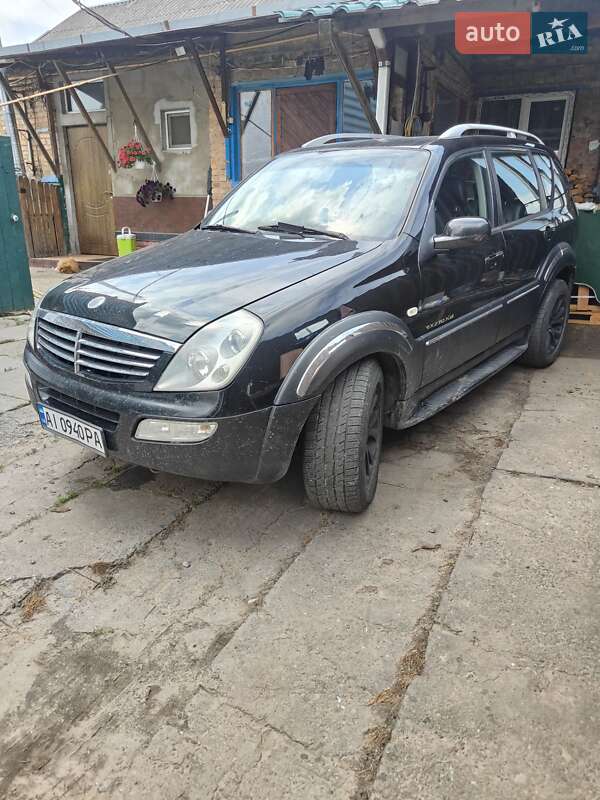 Позашляховик / Кросовер SsangYong Rexton 2005 в 