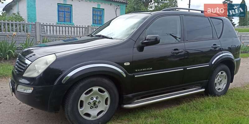 Позашляховик / Кросовер SsangYong Rexton 2005 в Володарці