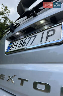 Позашляховик / Кросовер SsangYong Rexton 2013 в 