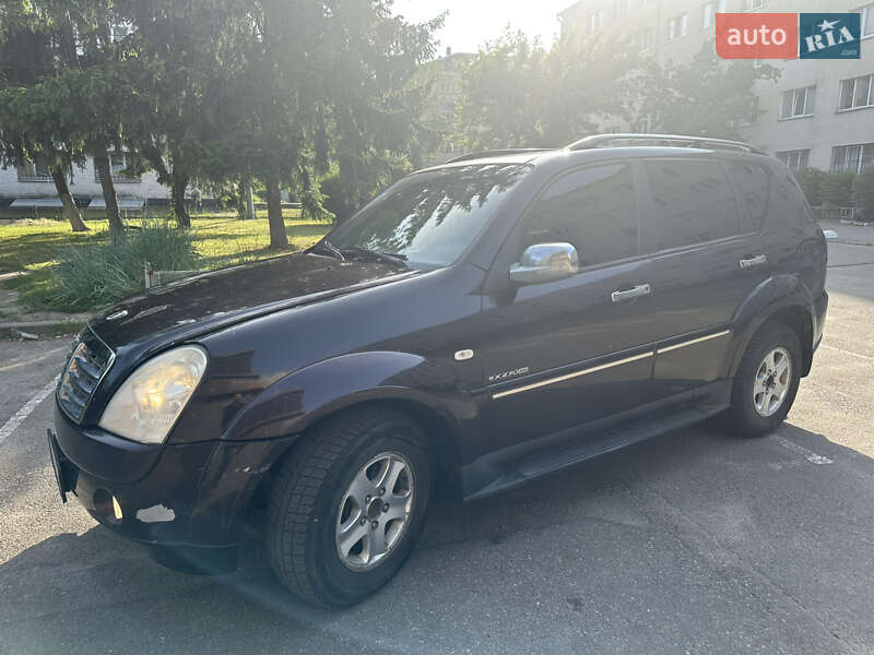 Внедорожник / Кроссовер SsangYong Rexton 2008 в Киеве фото 3 Внедорожник / Кроссовер SsangYong Rexton 2008 в Киеве