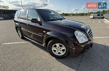 Внедорожник / Кроссовер SsangYong Rexton 2011 в 