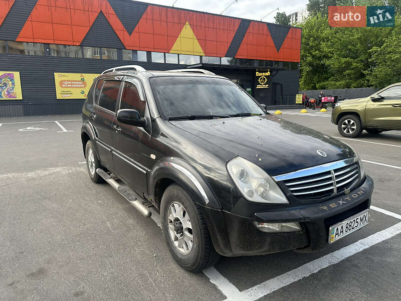 Позашляховик / Кросовер SsangYong Rexton 2004 в 