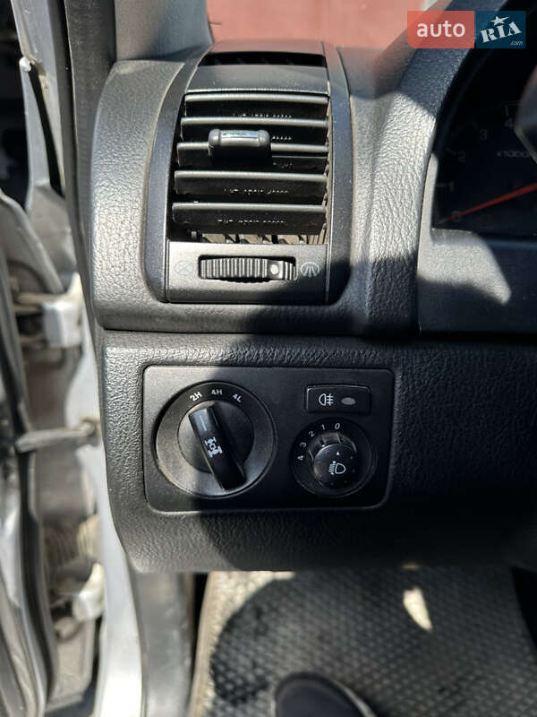 Позашляховик / Кросовер SsangYong Rexton 2007 в Києві