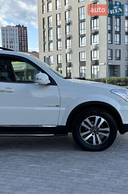 Внедорожник / Кроссовер SsangYong Rexton 2013 в 