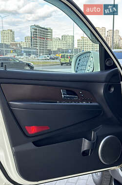 Внедорожник / Кроссовер SsangYong Rexton 2013 в 