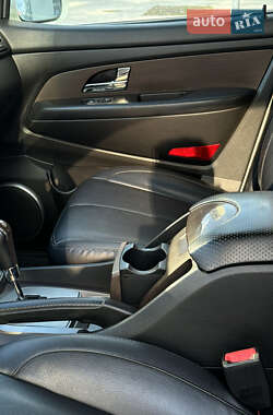 Внедорожник / Кроссовер SsangYong Rexton 2013 в 