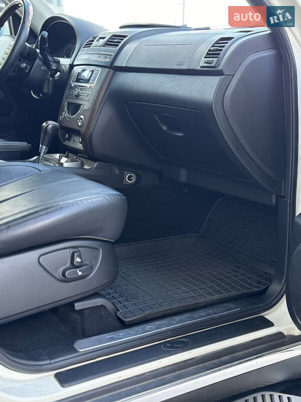 Внедорожник / Кроссовер SsangYong Rexton 2013 в Киеве
