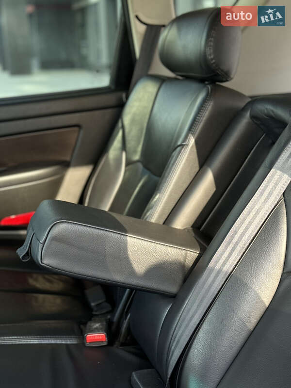 Внедорожник / Кроссовер SsangYong Rexton 2013 в Киеве
