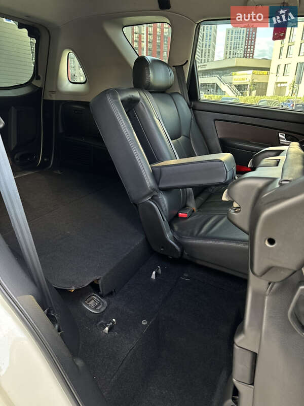 Внедорожник / Кроссовер SsangYong Rexton 2013 в Киеве