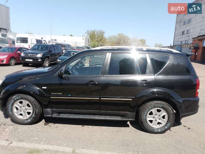 Позашляховик / Кросовер SsangYong Rexton 2010 в Києві
