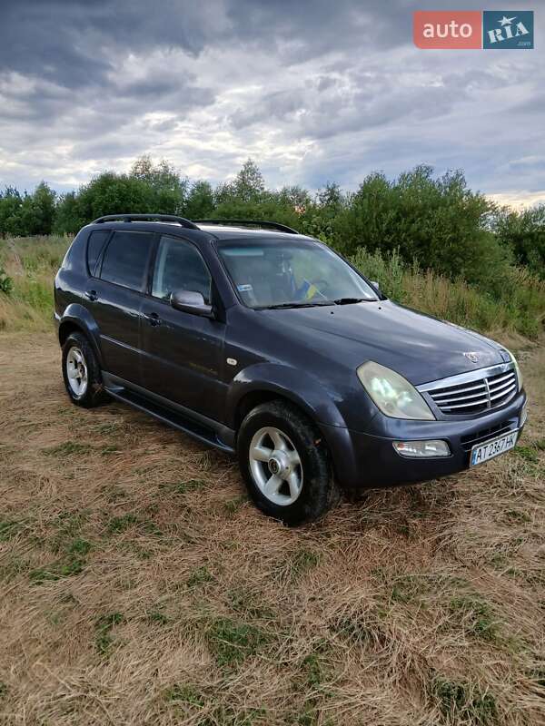 SsangYong Rexton 2004