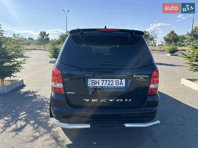 Внедорожник / Кроссовер SsangYong Rexton 2011 в Одессе