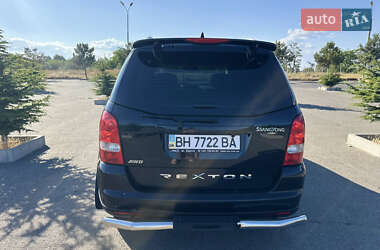 Внедорожник / Кроссовер SsangYong Rexton 2011 в 