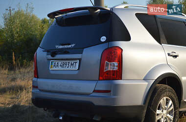 Позашляховик / Кросовер SsangYong Rexton 2012 в 