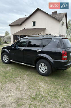 Позашляховик / Кросовер SsangYong Rexton 2008 в 