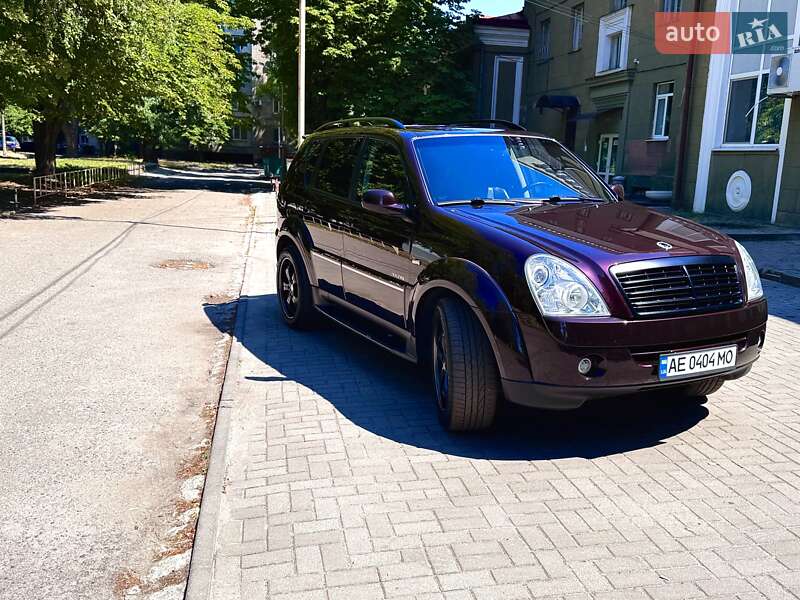 Внедорожник / Кроссовер SsangYong Rexton 2009 в Днепре фото 4 Внедорожник / Кроссовер SsangYong Rexton 2009 в Днепре