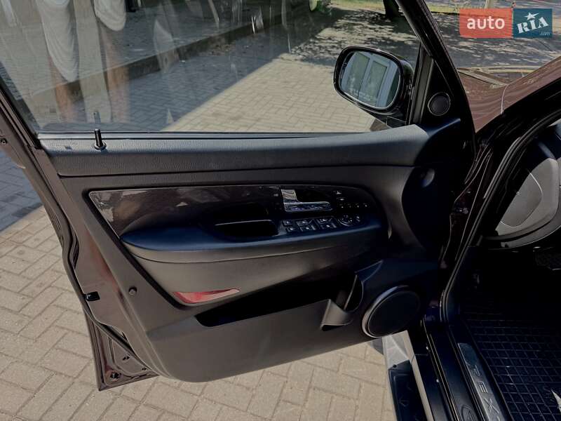 Внедорожник / Кроссовер SsangYong Rexton 2009 в Днепре фото 8 Внедорожник / Кроссовер SsangYong Rexton 2009 в Днепре