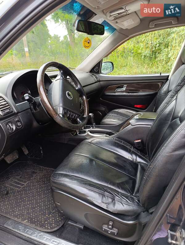 Позашляховик / Кросовер SsangYong Rexton 2009 в Борисполі