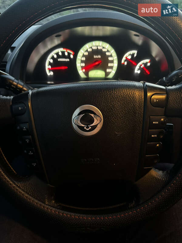 Внедорожник / Кроссовер SsangYong Rexton 2010 в Запорожье