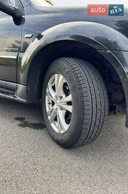 Позашляховик / Кросовер SsangYong Rexton 2011 в 