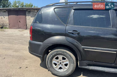Позашляховик / Кросовер SsangYong Rexton 2006 в 