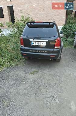 Внедорожник / Кроссовер SsangYong Rexton 2005 в 