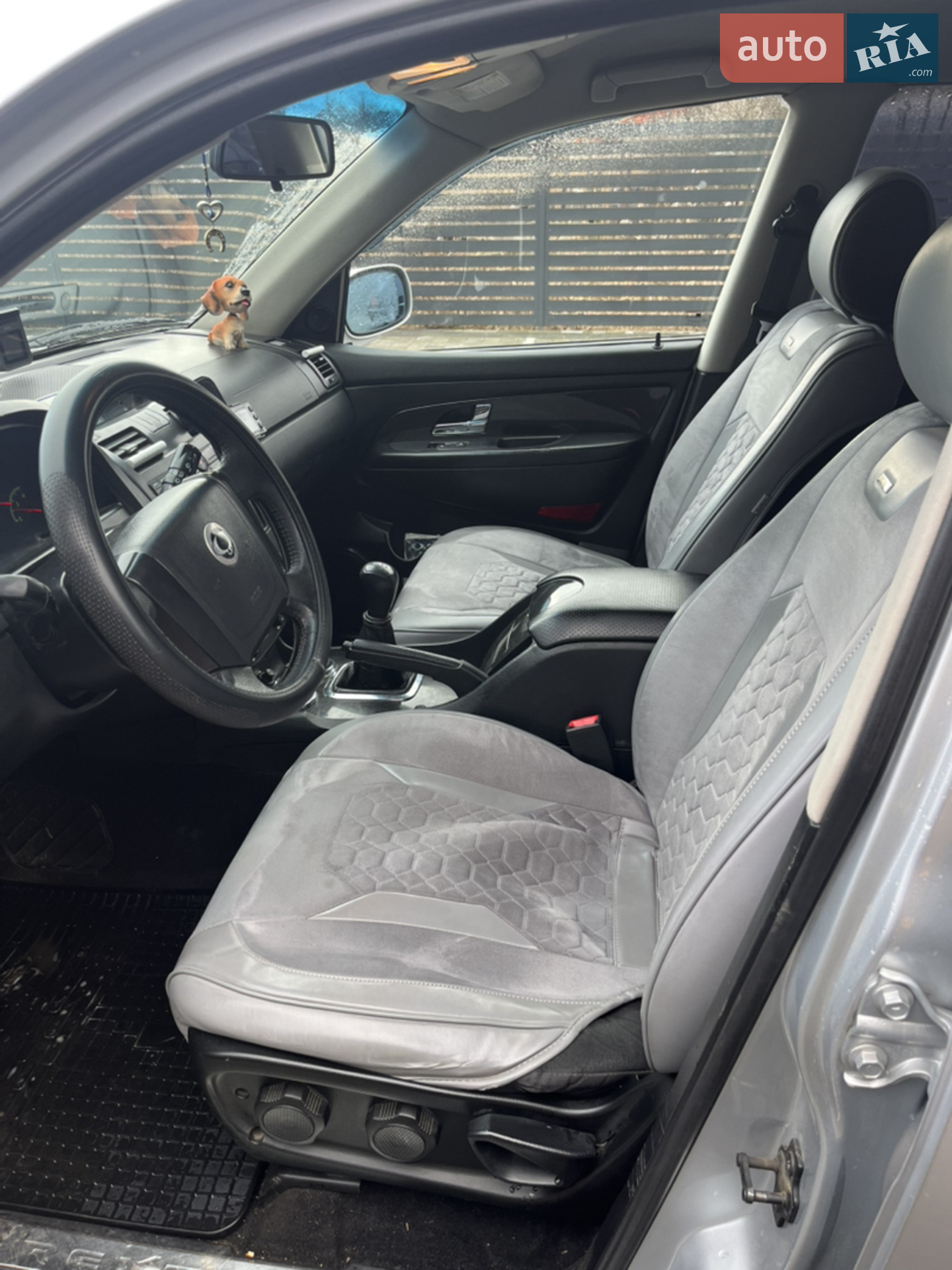 2012 SsangYong Rexton - мініатюра 13