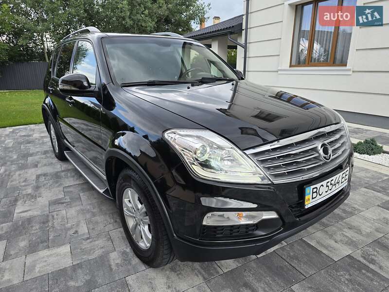 Внедорожник / Кроссовер SsangYong Rexton 2013 в Ивано-Франковске