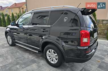 Внедорожник / Кроссовер SsangYong Rexton 2013 в 