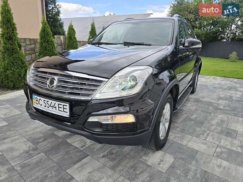 Внедорожник / Кроссовер SsangYong Rexton 2013 в Ивано-Франковске