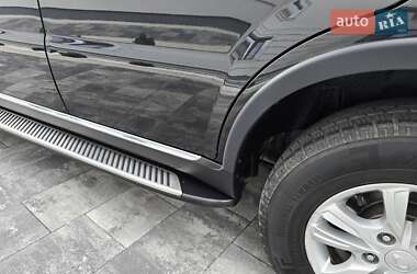 Внедорожник / Кроссовер SsangYong Rexton 2013 в 