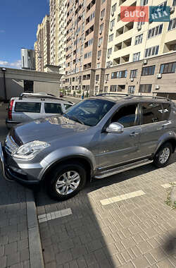 Внедорожник / Кроссовер SsangYong Rexton 2012 в 